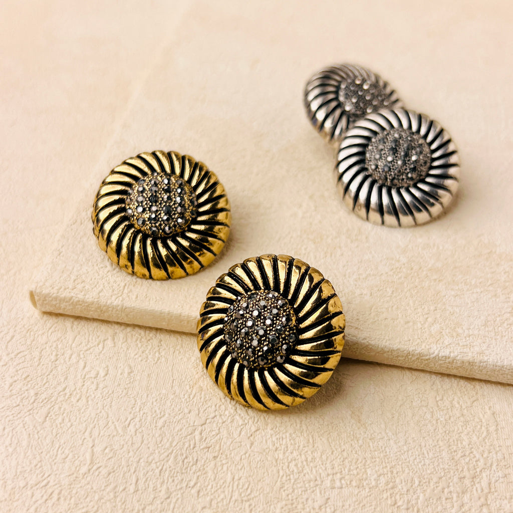 DECO BUTTON EARRINGS - GOLD