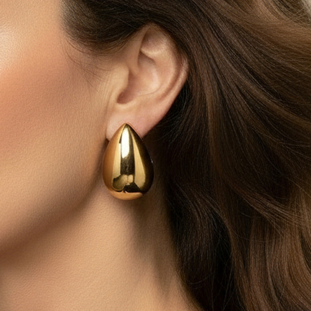 TEAR DROP EARRINGS - GOLD