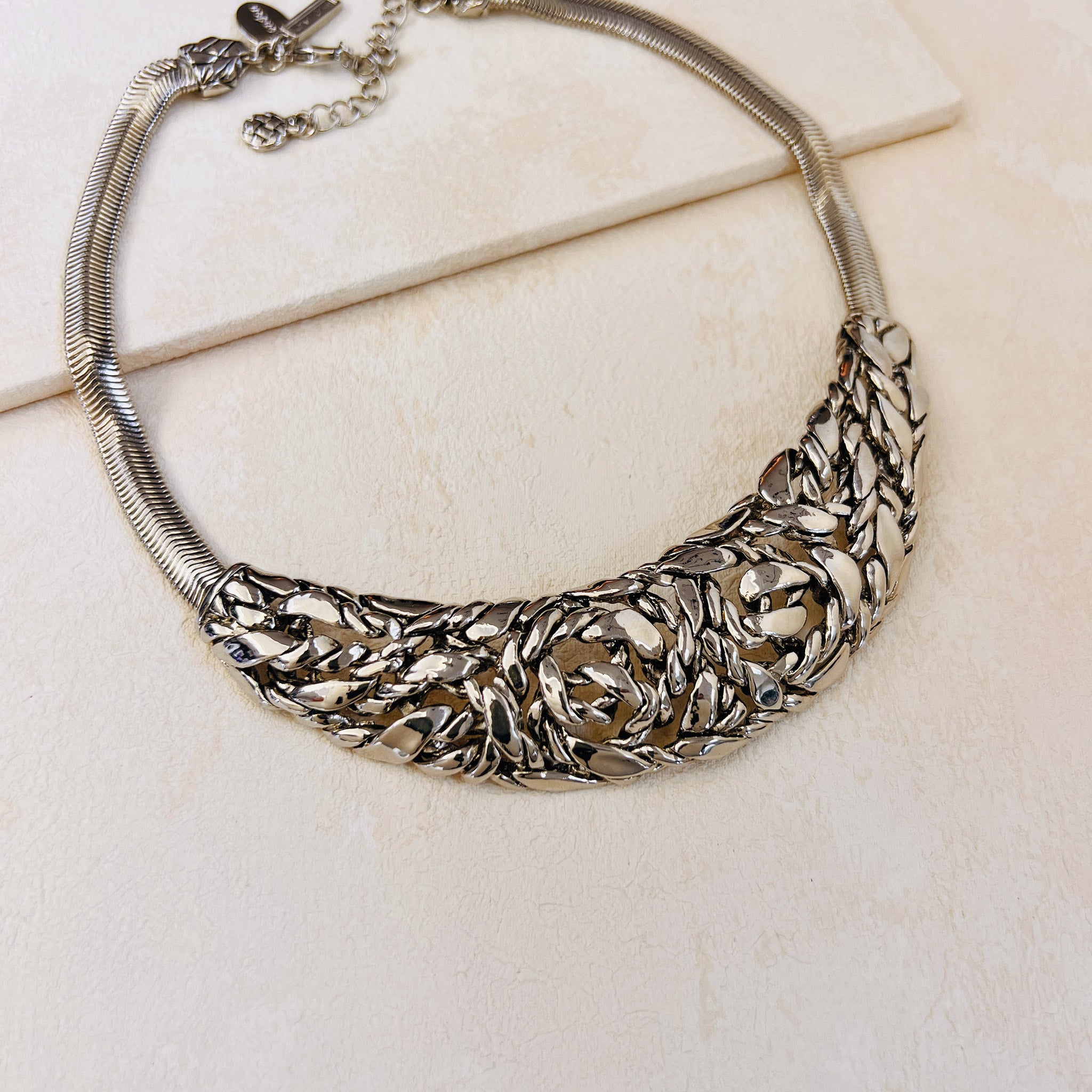 ROSA NECKLACE- SILVER