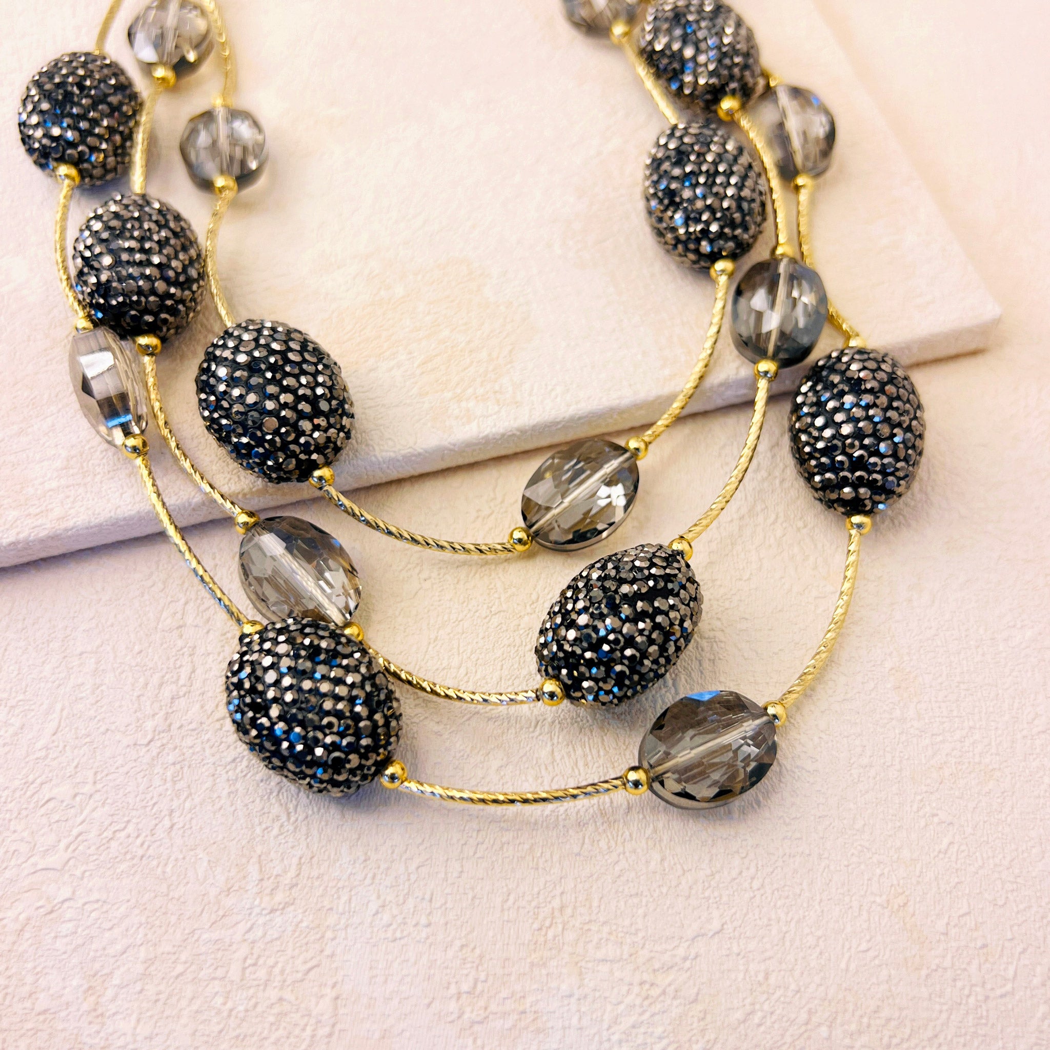 ENCHANTED CLUSTER NECKLACE