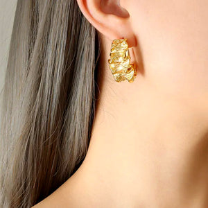 CRINKLE HOOP EARRINGS - GOLD
